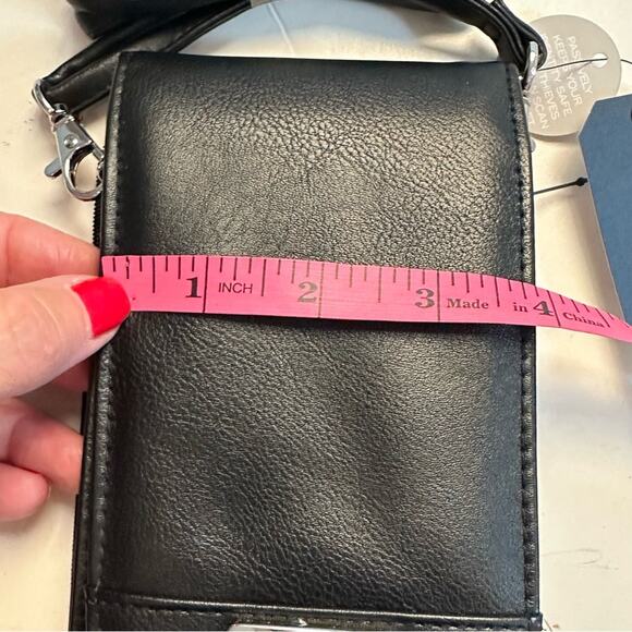 NWT Nautica Catalina Vegan Leather RFID Women Crossbody Cell Phone Holder Wallet - Picture 11 of 15